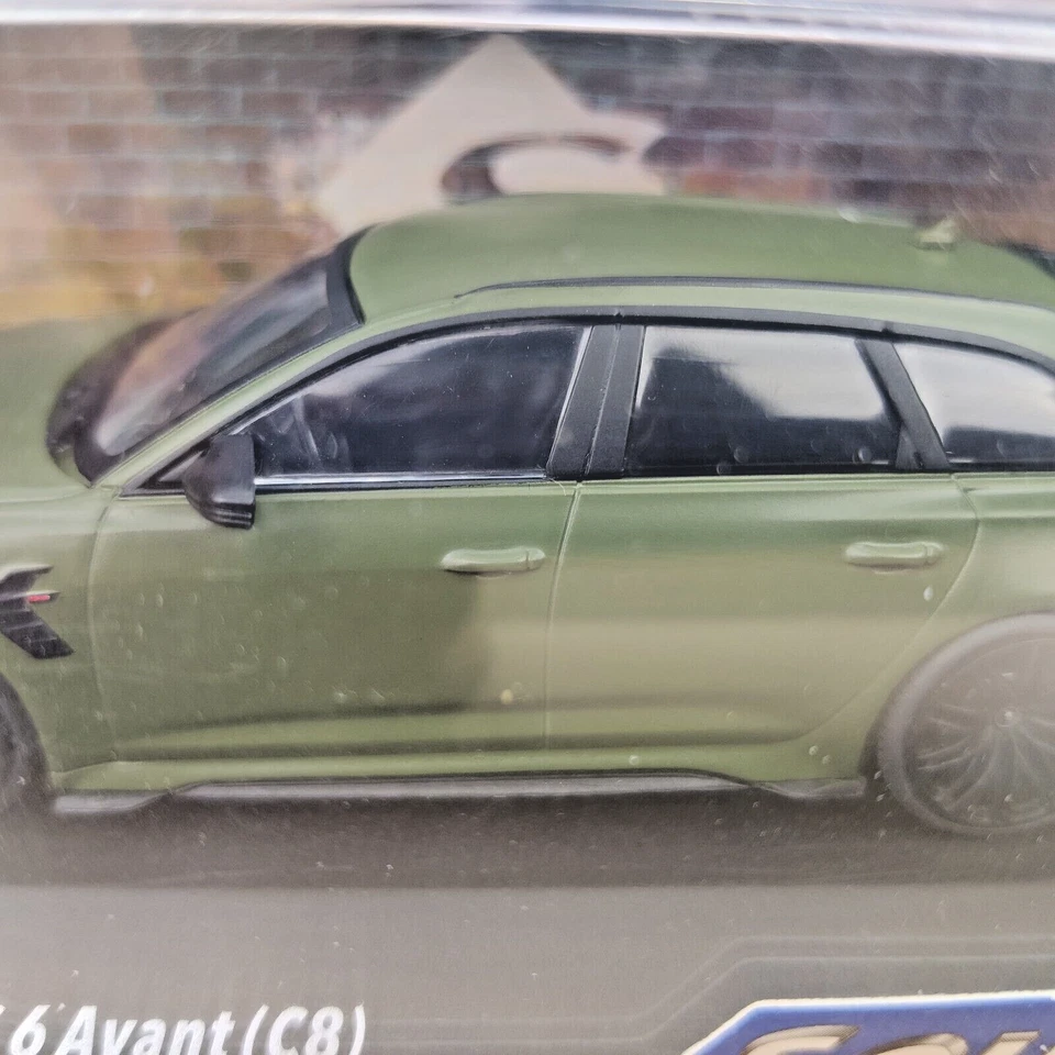 COCHE SÓLIDO AUDI ABT RS6-R VERDE OLIVA MATE 1:43 NUEVO CAJA S4310704 - Imagen 4 de 4
