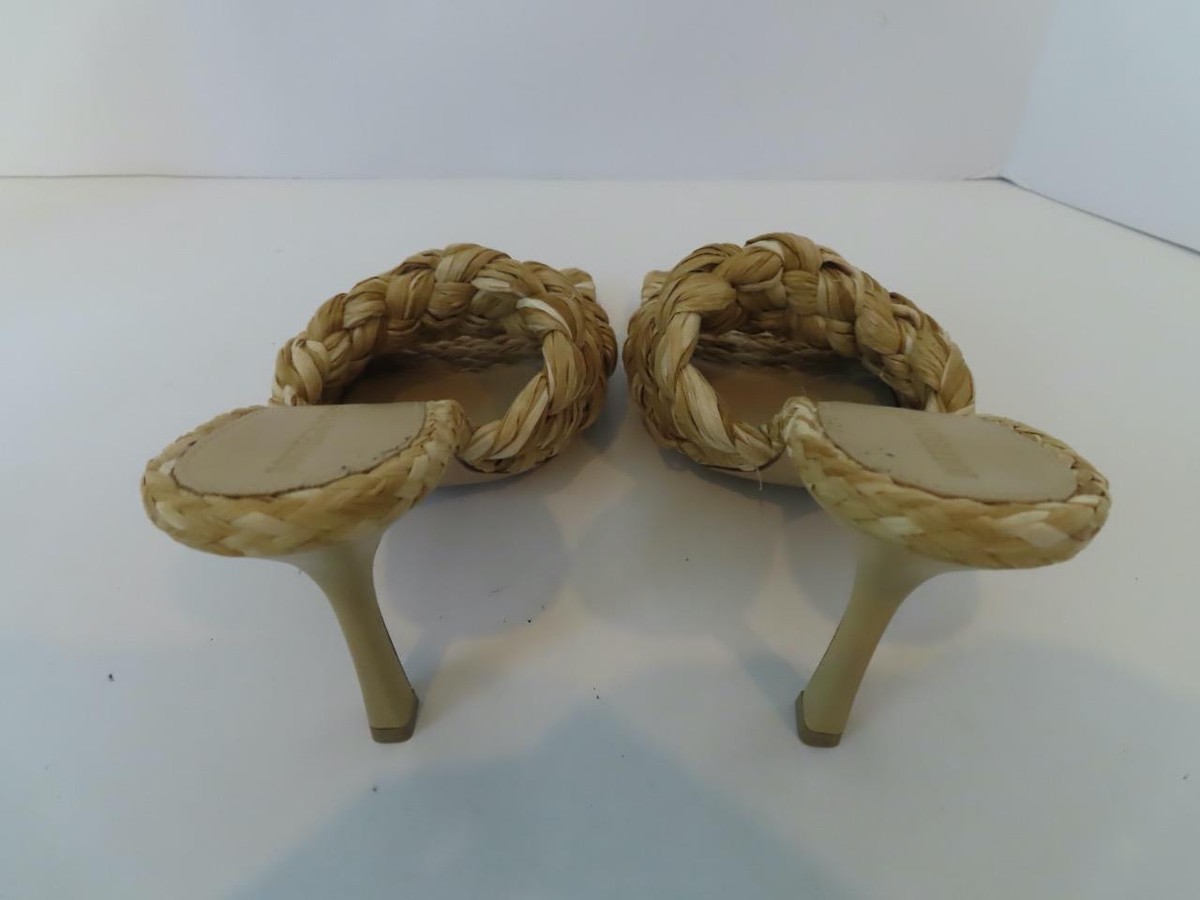 NWOB Bottega Veneta Beige Raffia Intrecciato Lido Mules EUR