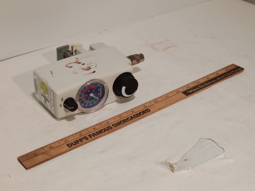 Allied Vacutron Chemetron Continuous Suction Regulator Medical Vacuum Gauge