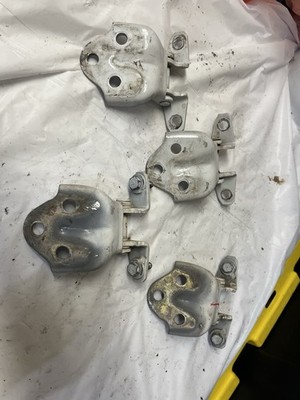 1995-1999 Mitsubishi Eclipse door hinge set metal bracket 4pc white D49