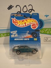 Hot Wheels Mercedes 300TD Wagon Collector #606 Teal NIB Euro Styling