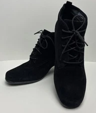 Clarks Leyden Bell Lace Up Bootie 8M Black Suede Leather Heeled Oxford 31530