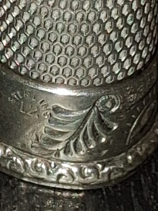 Antique Gorham Chantilly Needle Case & Simons Bros Beehive Size 12 Thimble Set
