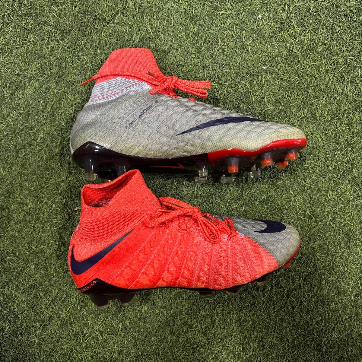 Nike Women's Hypervenom Phantom III 3 DF FG Soccer Cleats - Size