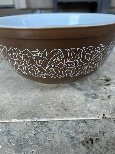 Vintage PYREX Mixing Nesting Bowl Woodland Brown #403 2.5 Liter