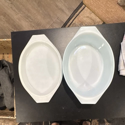 PYREX Set of 2 Vintage Oval Glass Casserole Blue White Floral With Lids