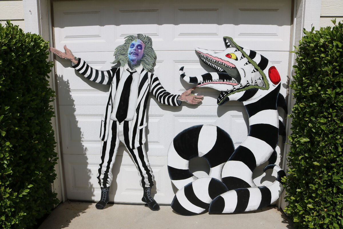 BETELGEUSE SIGN from BEETLEJUICE ~ HALLOWEEN LAWN ART ~ YARD DECOR Add a spooky touch to your lawn this Halloween with this Betelgeuse sign from Beetlejuice. This DIY yard decor is perfect for fans of the classic movie and will surely impress all your trick-or-treaters.
