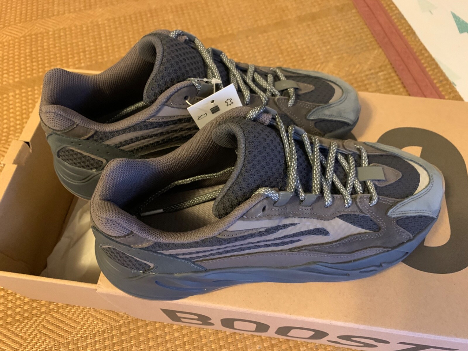yeezy boost 700 v2 geode resale value