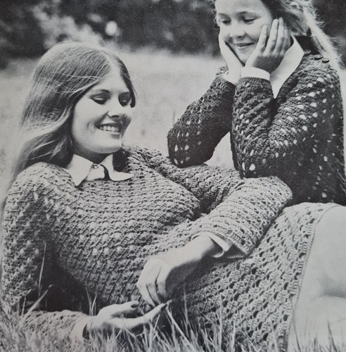 1960s Scoop Neck Vest Dress Longline Lookalikes Patons 305 Crochet Pattern - Picture 7 of 8