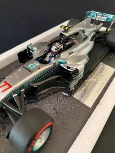 Minichamps 1:18 F1 MERCEDES W08 EQ POWER+ Bottas GP 2017 110 pcs LIMITED EDITION - Immagine 3 di 4