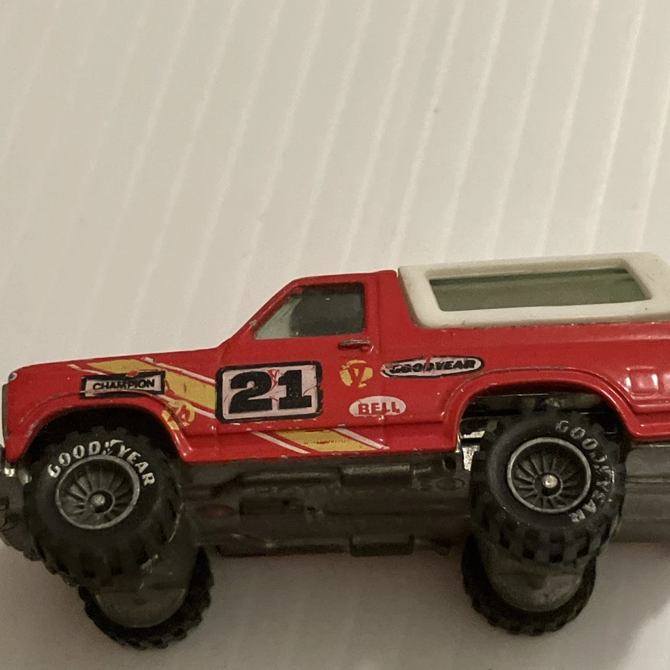 Ford Bronco 1980 vintage Hot Wheels Real Riders Foto 4 de 4