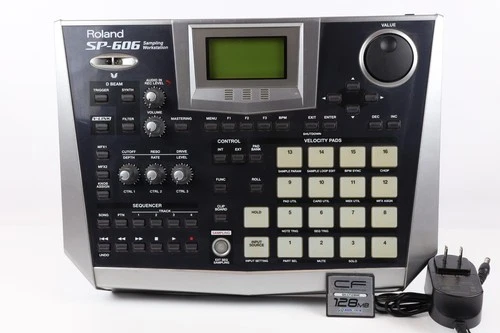 Roland SP-606 Sampling Workstation Ver.1.11 W/CF 128MB Adapter(100-240V) From JP