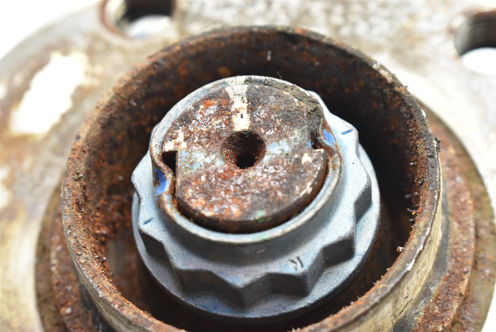McLaren 570s Front Right Spindle Knuckle Hub 