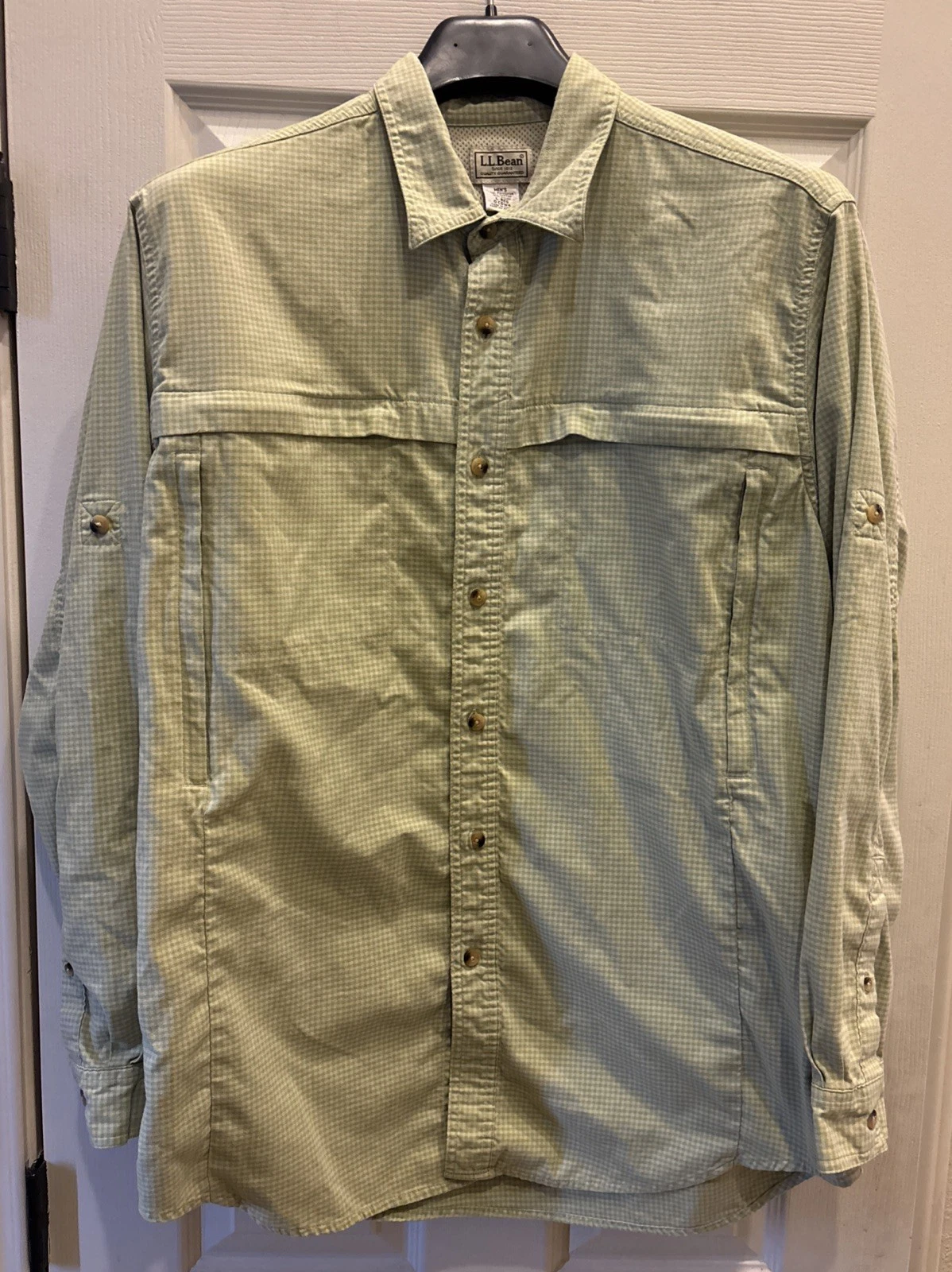 L.L . Bean Long Sleeve Vented Green Shirt Men’s Size Large
