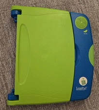 LeapPad System 5 Books & 5 Working Cartridges Inc.  Zip Carry Case W/Pockets 