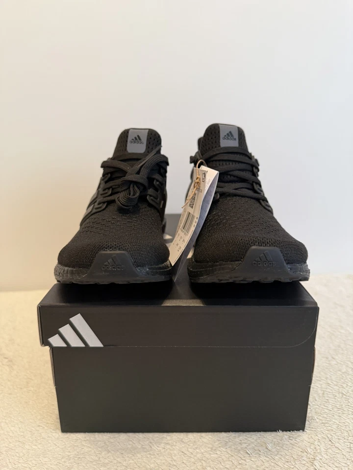 Adidas Ultraboost 1.0 schwarz 39 1/3 US W 7.5 NEU all black Laufschuhe Sneaker  - Bild 3 von 4
