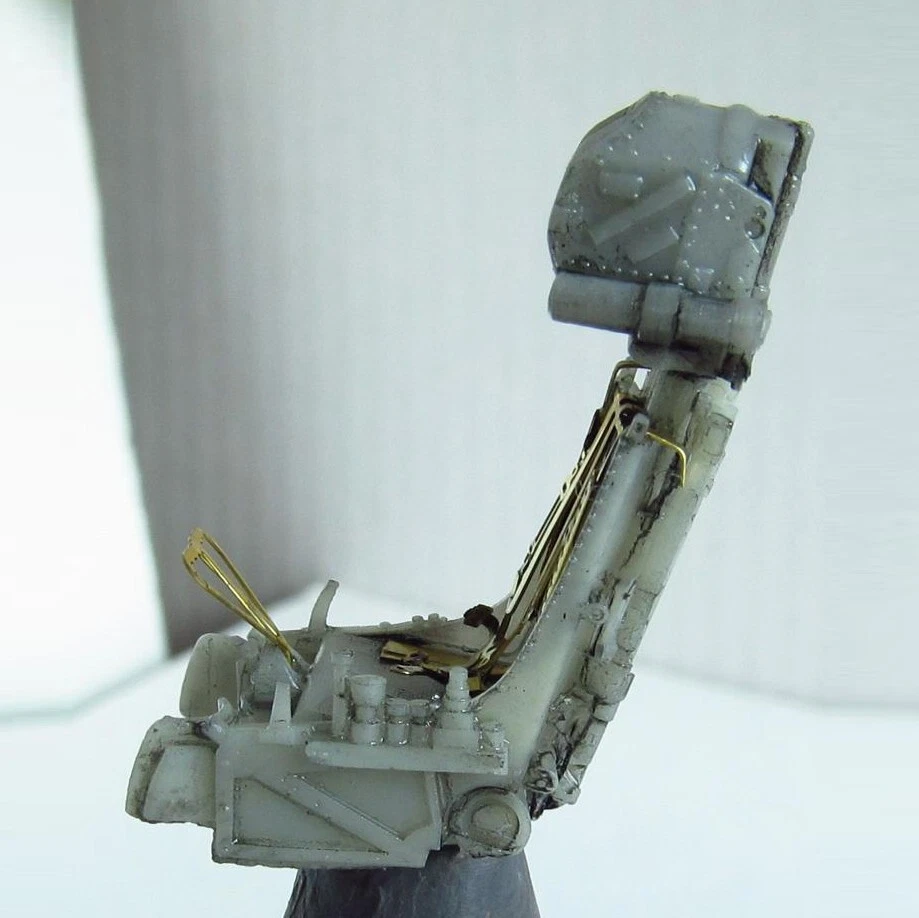 Siège éjectable K-36DM tardif (pour Su-24, Su-25, Su-27 MiG-29) résine et PE ... - Photo 3/4