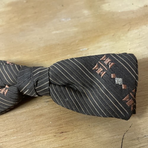 Vintage Royal Clip On Bow Tie Brown Earth Tones Nice Bowtie Sn27871 - Picture 3 of 6