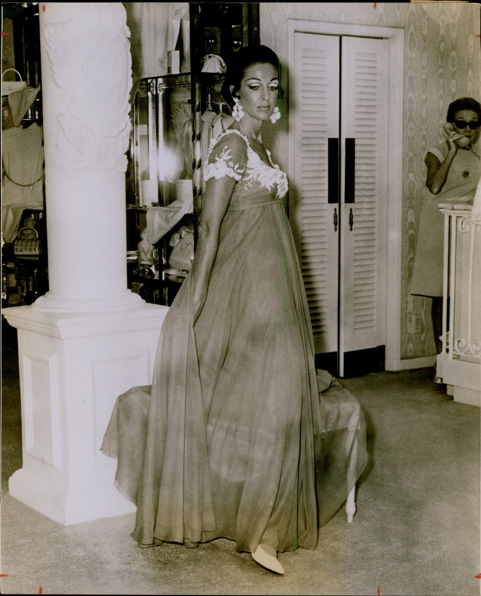 GA45 1970s Orig Bert Richard Morgan Photo BEAUTIFUL FORMAL DRESS Womens  Fashion | eBay