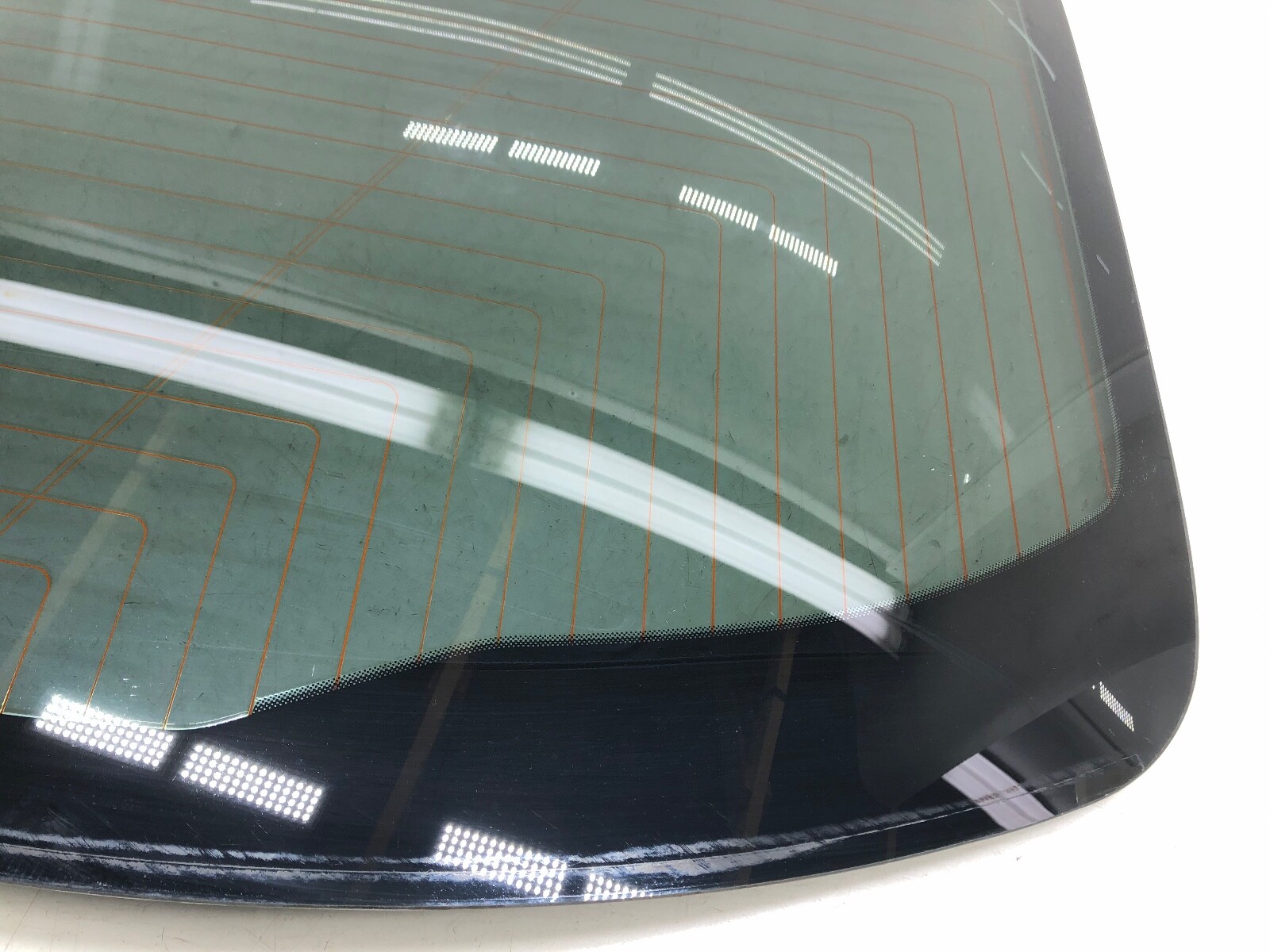 2014-2020 MASERATI GHIBLI REAR WINDSHIELD GLASS OEM.