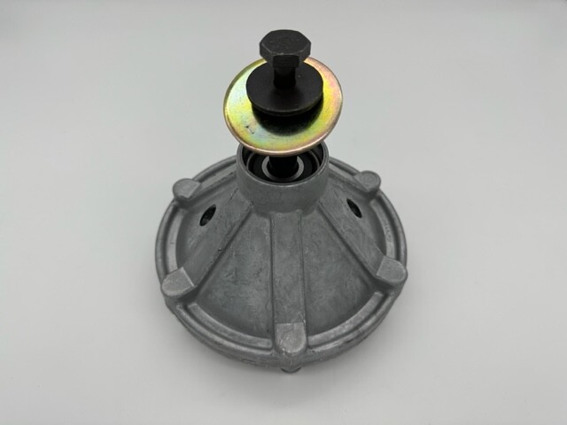 GENUINE OEM EXMARK PART# 126-4630 CUTTER HOUSING COMPLETE
