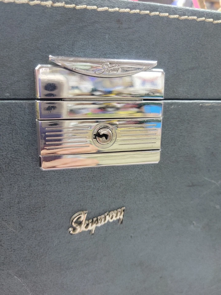 复古 Skyway 携带火车箱化妆旅行袋蓝色非原装手柄 15X8 — 第 4/4 张图片