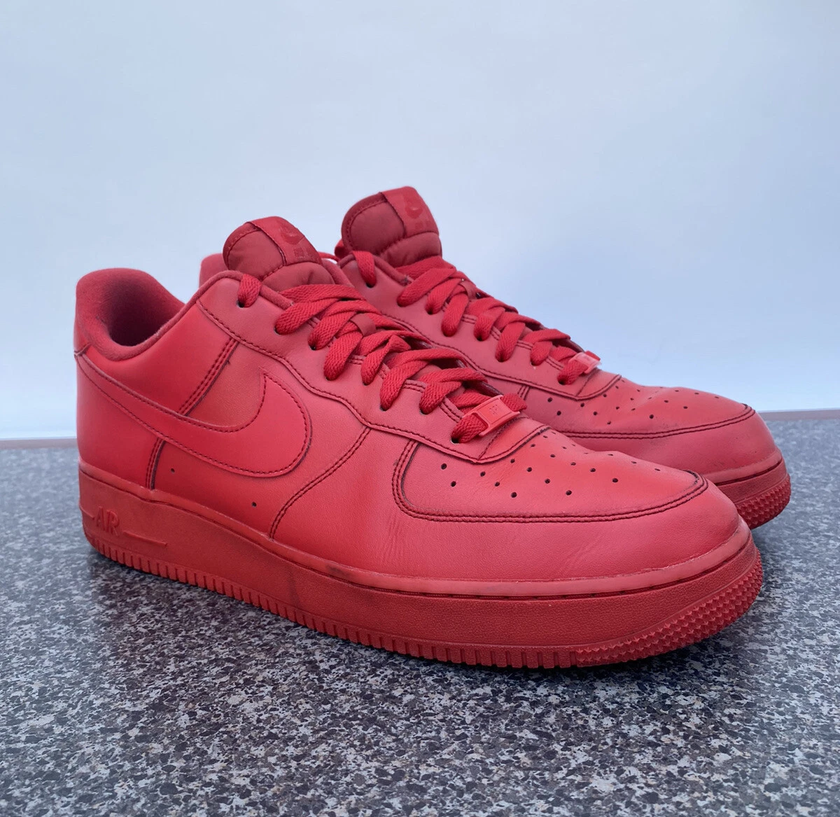 Nike Air Force 1 Low '07 LV8 1 Triple Red