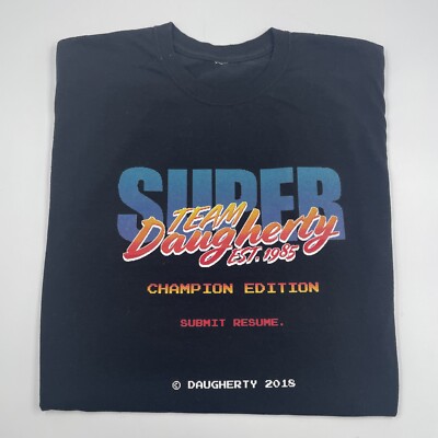 Team Daugherty Fencing Short Sleeve T-Shirt Men's Size L Street Fighter Style