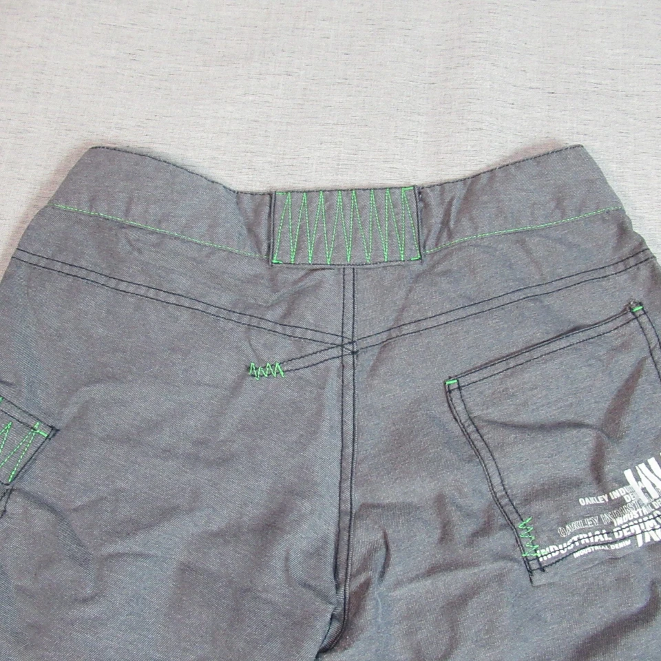 Pantalones Cortos Oakley Mujer Talla 4 Gris Punto Verde Carga Deportes al Aire Libre Patinador Surfista Foto 4 de 4