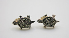 Tiny Cute Turtle Stud Earrings   925 Sterling Silver with Marcasite Thailand 