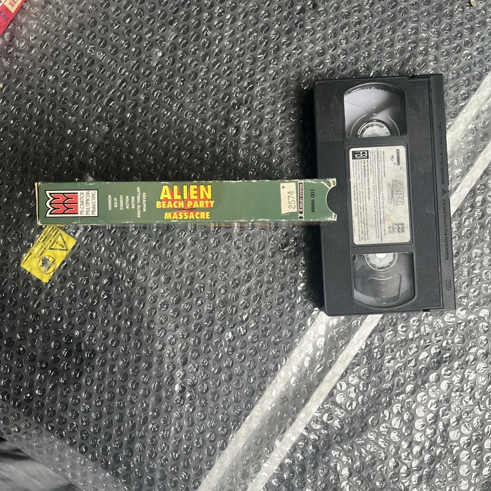 Alien Beach Party Massacre VHS 1996 Comedy Horror Sci-fi SOV - Image 4 of 4