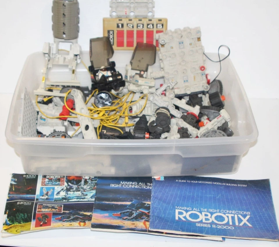 Robotix Series R-2000 R-1100 Large Lot of 1980s Toys Parts, Figures, Manuals - Image 2 of 4