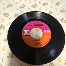 45 RECORD - BOBBY GOLDSBORO - HONEY  