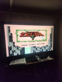 Legend of Zelda Nintendo Primera Impresi&oacute;n TM Dorado 5 Tornillos Cartucho NES 