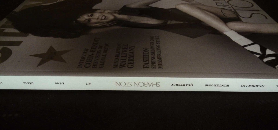 CITIZEN K International #53 Winter 2009 - 2010 SHARON STONE Special @ NEAR MINT - Image 2 of 4