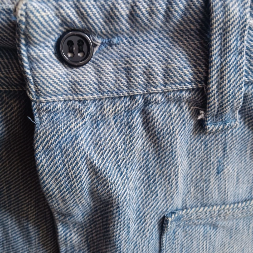 Pantalones Cortos de Algodón Corte Denim 27" Vintage Años 60 Dobladillo Deshilachado Bolsillos Hervidor Distress Foto 3 de 4