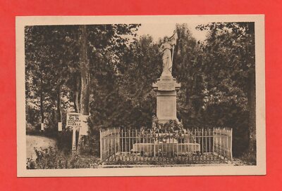 Monument aux Morts von MAISONDIEU (J7697) Postkarte 1tlg Schwarz-Weiß