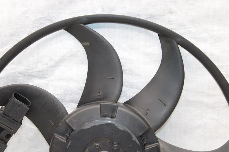 Mercedes E55 W211 2005 sedán #287 radiador ventilador motor Foto 4 de 4