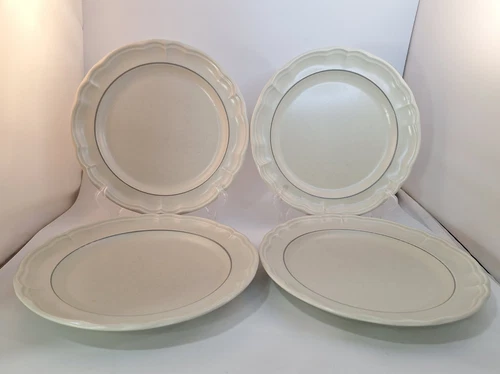 Set of 4 Pfaltzgraff Heirloom 10 1/2" Dinner Plates - USA - No Decal on Rim
