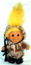 VINTAGE RUSS TROLL DOLL SOLDIER 5" TALL W/BROWN EYES, YELLOW HAIR, CAMO  GUN