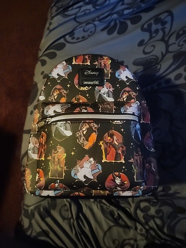 LOUNGEFLY DISNEY VILLAINS POSE MINI BACKPACK ~ WITH TAGS~ BRAND NEW~