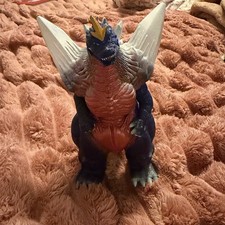 Banda Space Godzilla 1998 Approx height 5.9 inches Vintage