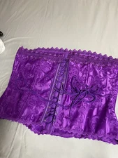 Fredericks of Hollywood Corset Size 40 Purple Embossed Floral LACE Up Hook Eye
