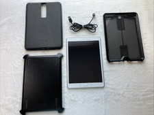 Samsung Galaxy Tab A SM-T550 16GB Wi-Fi 9.7" Tablet White EUC Accessory Bundle