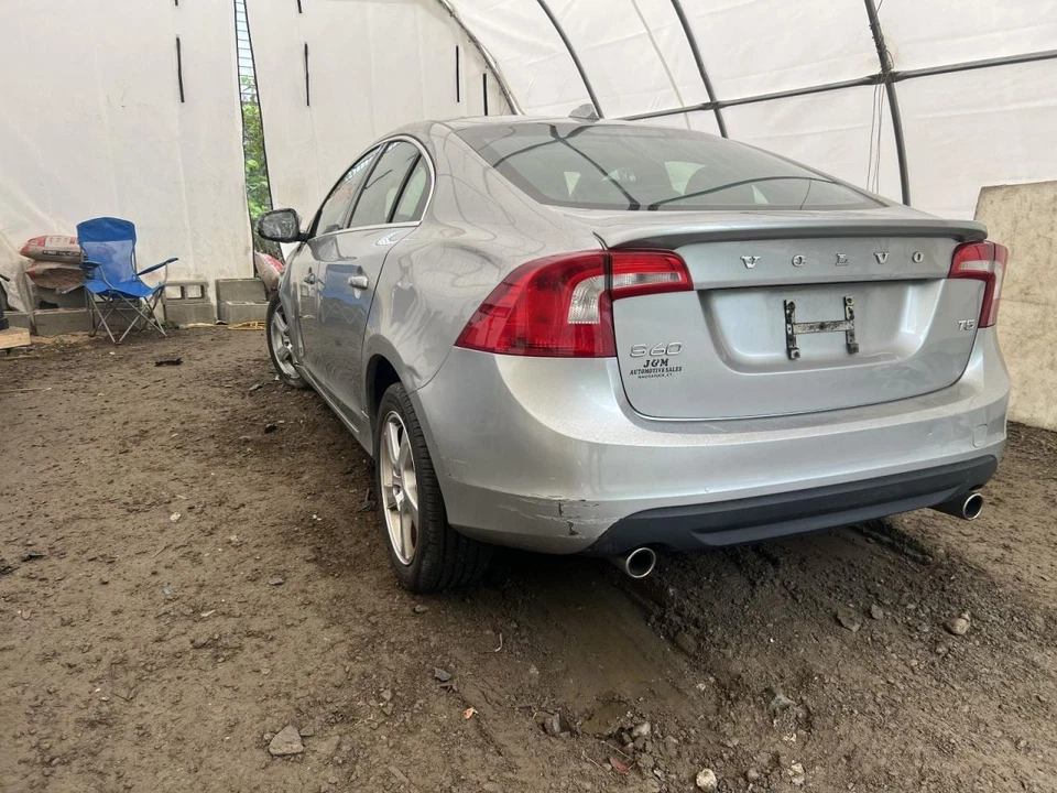 (LOCAL PICKUP ONLY) Roof Glass 5 Cylinder Fits 04-11 VOLVO 40 SERIES 200508 Foto 3 de 4