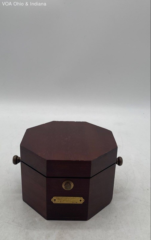 Bulova Marine Gimbal Clock Octagonal Wood Box Brass Quartz Desktop Alarm Vintage