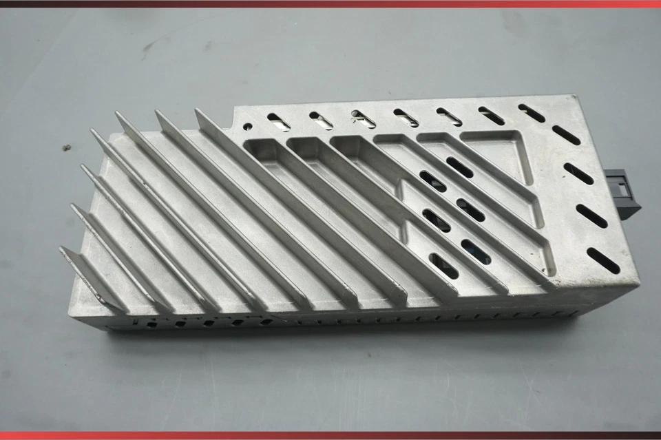 Amplificador de audio Harman Kardon Becker 2011-2016 BMW 528i 535i 550i 640i 650i OEM Foto 2 de 4