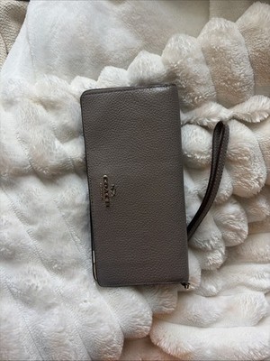 BEIGE GRAY COACH WALLET! WORN PREOWNED