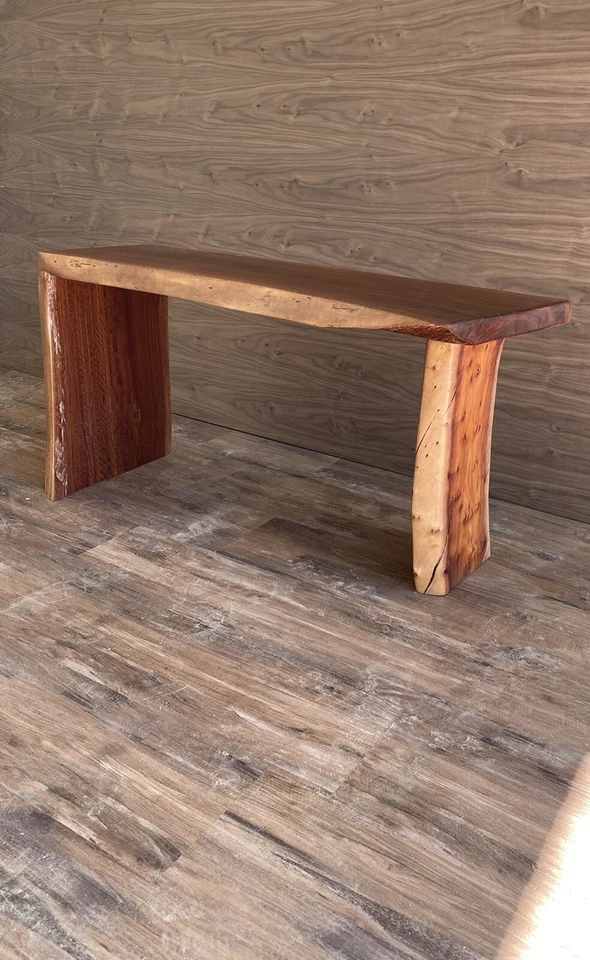 Mesa de centro Red Gum Eucaliptus Waterfall Live Edge. Foto 3 de 4