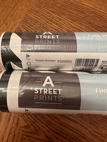 A-STREET PRINTS Fine Non-Woven Wallpaper ( LOT OF 2 ROLLS ) Black & White - Picture 2 of 9